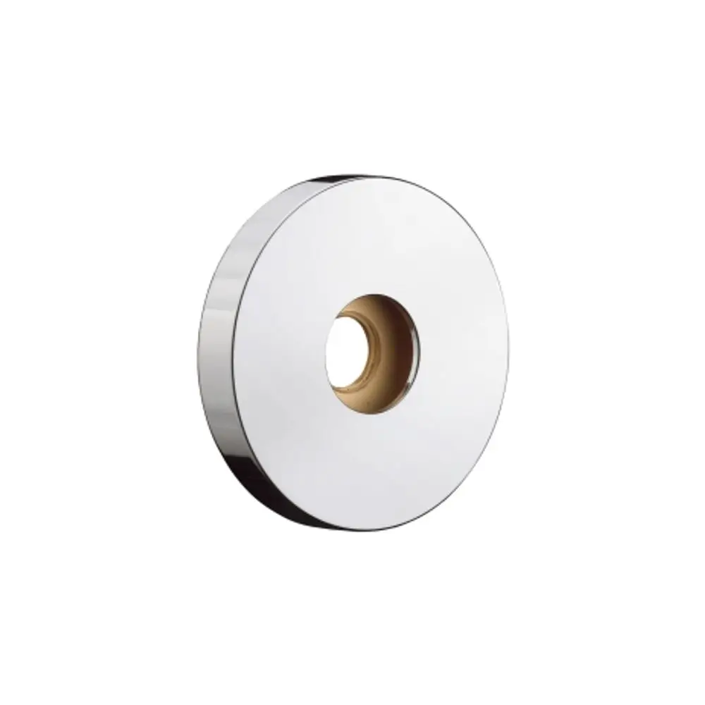 Wandhalterung aus Metall mit reflektierender Oberfläche, geeignet für Brausearm. Hersteller ist Hansgrohe.